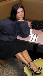 Charli D'Amelio feet photo thumbnail