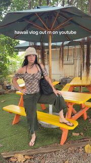 Charli D'Amelio feet photo 18