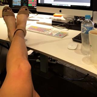 Charli Robinson feet photo thumbnail