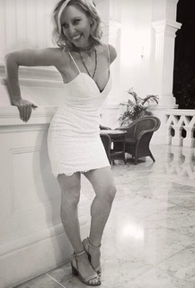 Charli Robinson feet photo thumbnail