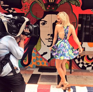 Charli Robinson feet photo thumbnail