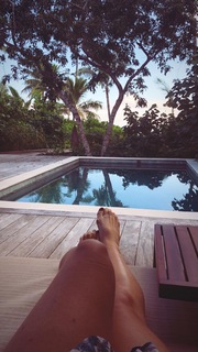 Charli Robinson feet photo thumbnail