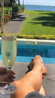 Charli Robinson feet photo thumbnail