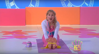 Charli Robinson feet photo thumbnail