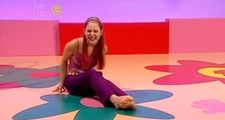 Charli Robinson feet photo thumbnail