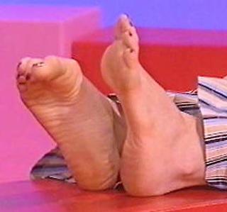 Charli Robinson feet photo thumbnail