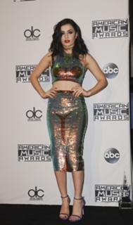Charli XCX feet photo thumbnail