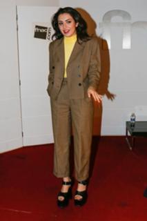Charli XCX feet photo thumbnail