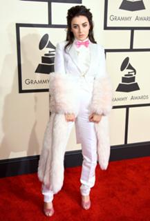 Charli XCX feet photo thumbnail