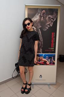 Charli XCX feet photo thumbnail