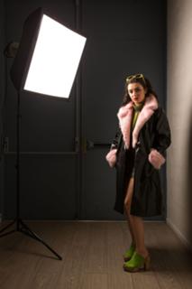 Charli XCX feet photo thumbnail