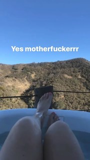 Charli XCX feet photo thumbnail