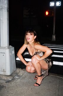 Charli XCX feet photo thumbnail