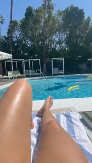 Charli XCX feet photo thumbnail