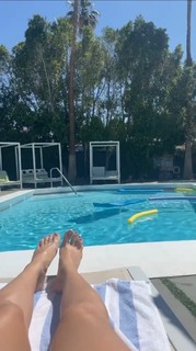 Charli XCX feet photo thumbnail