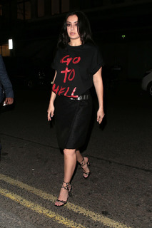 Charli XCX feet photo thumbnail