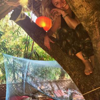 Charlie Brooks feet photo thumbnail