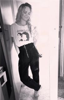 Charlie Brooks feet photo thumbnail