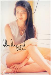 Charlie Yeung feet photo 8