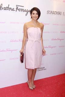Charlie Yeung feet photo 6