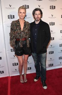 Charlize Theron feet photo thumbnail