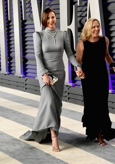 Charlize Theron feet photo thumbnail
