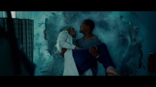 Charlize Theron feet photo thumbnail