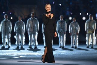 Charlize Theron feet photo 18