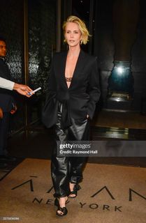 Charlize Theron feet photo 1