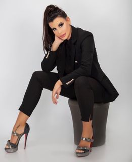 Charlotte Caniggia feet photo 18