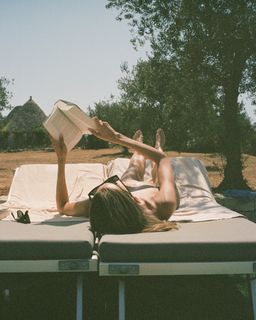 Charlotte Cardin feet photo 5