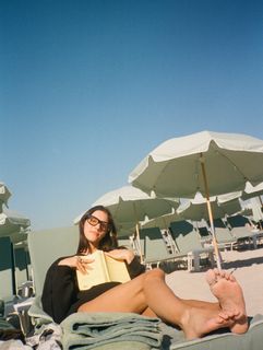 Charlotte Cardin feet photo 13