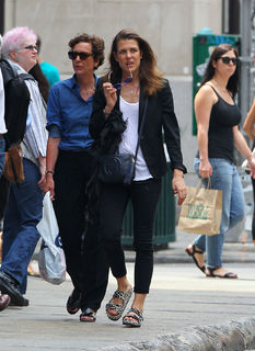 Charlotte Casiraghi feet photo 7