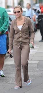 Charlotte Church feet photo thumbnail