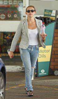 Charlotte Church feet photo thumbnail