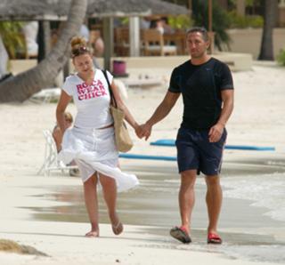 Charlotte Church feet photo thumbnail