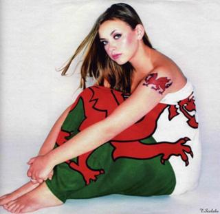 Charlotte Church feet photo thumbnail
