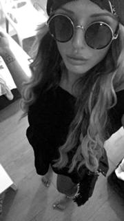 Charlotte Crosby feet photo thumbnail