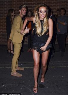 Charlotte Crosby feet photo thumbnail