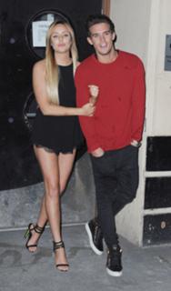 Charlotte Crosby feet photo thumbnail