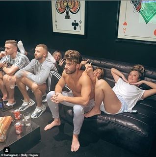 Charlotte Crosby feet photo thumbnail