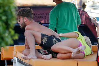 Charlotte Crosby feet photo thumbnail