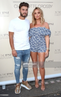 Charlotte Crosby feet photo thumbnail