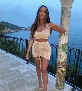 Charlotte Crosby feet photo thumbnail