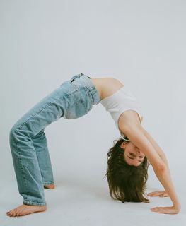 Charlotte D'Alessio feet photo 16