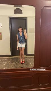 Charlotte D'Alessio feet photo 16