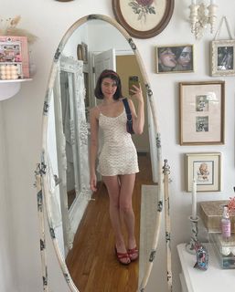 Charlotte D'Alessio feet photo 14