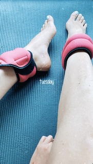 Charlotte Dobre feet photo 19