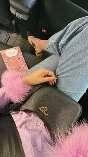 Charlotte Dobre feet photo 1