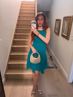 Charlotte Dobre feet photo 4